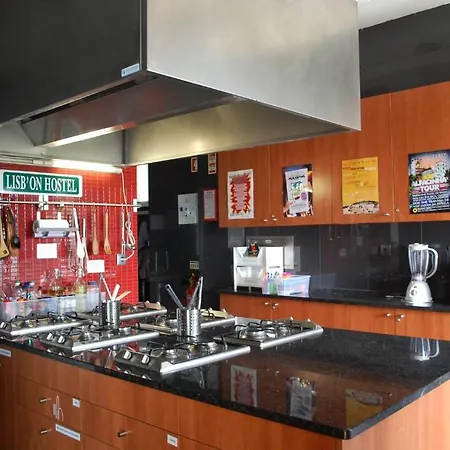 Lisb'on Hostal *