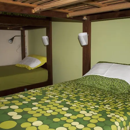 Hostal Lisb'on